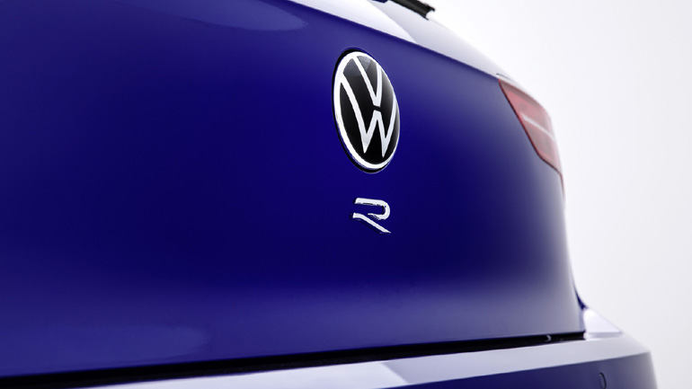 Στις 4 Νοεμβρίου η πρεμιέρα του νέου VW Golf R